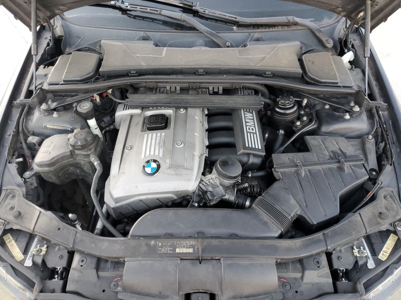 2006 BMW 325 I VIN: WBAVB13546KX41713 Lot: 89129625