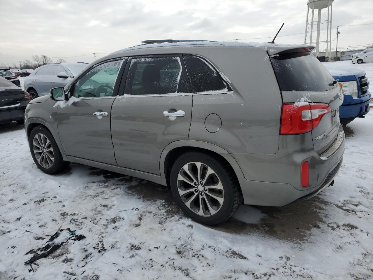 2015 Kia Sorento - Image 2