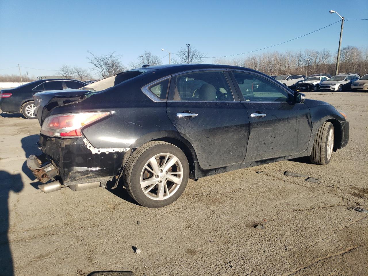 2015 Nissan Altima - Image 3