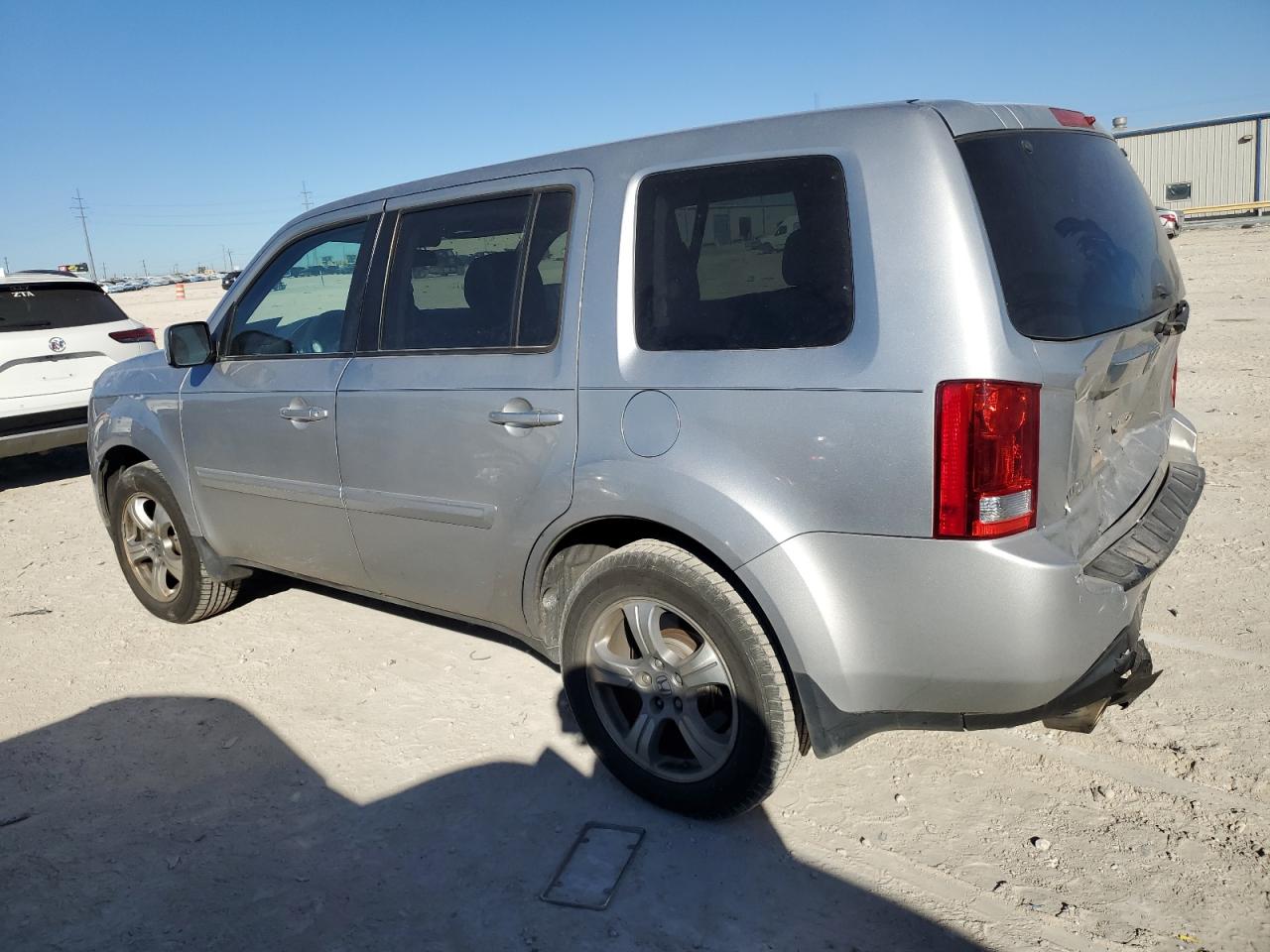 2015 Honda Pilot - Image 2