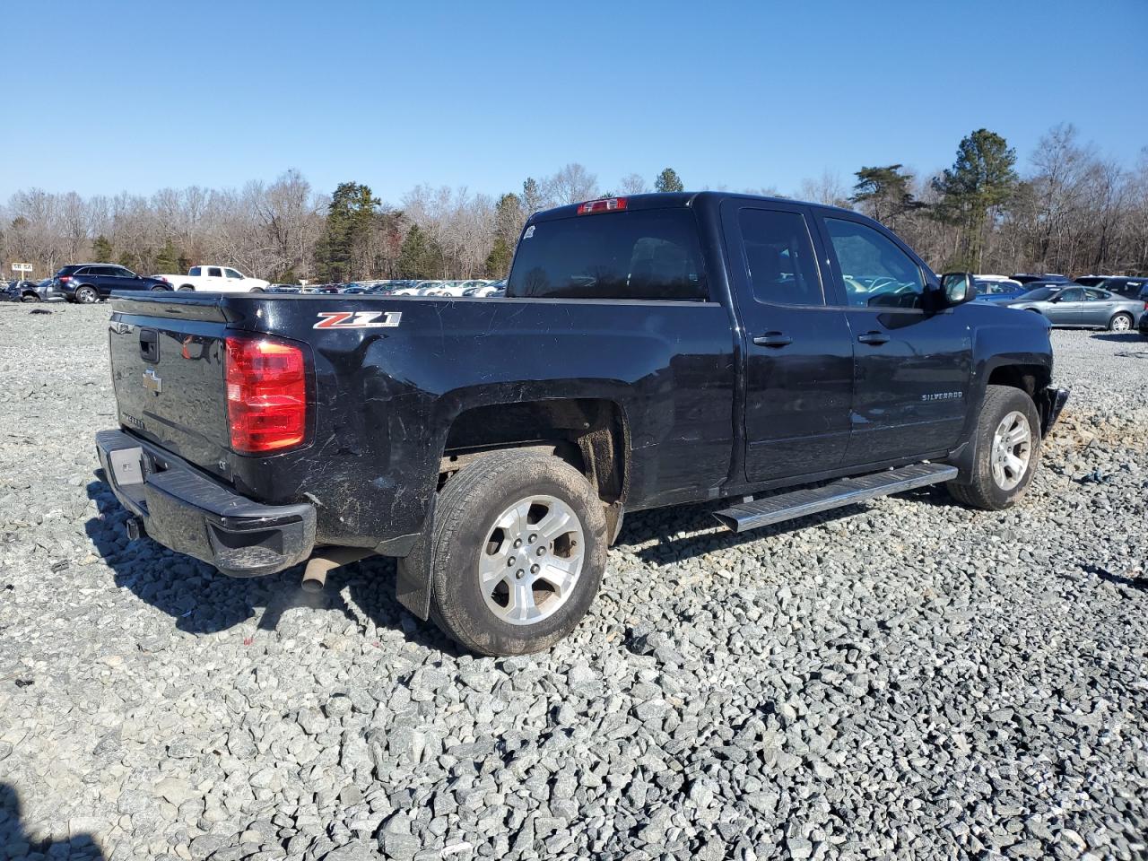 2016 Chevrolet Silverado - Image 3