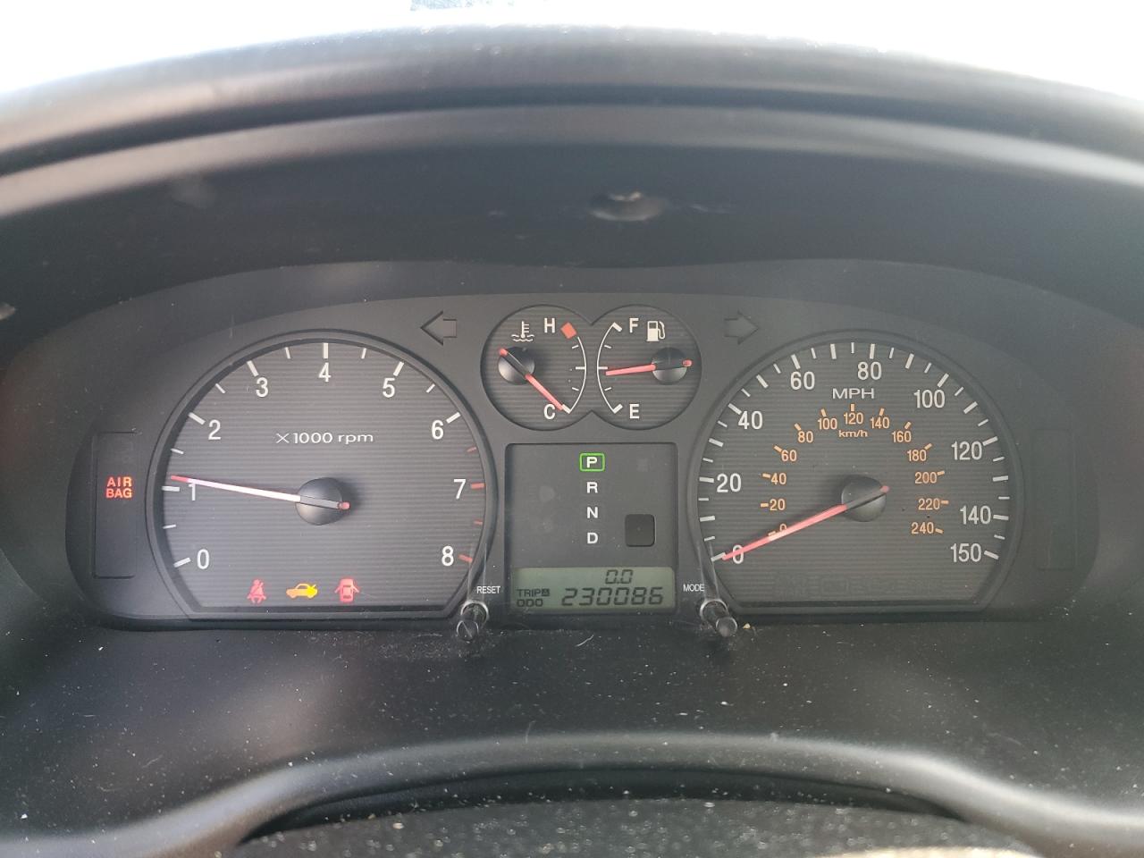 2003 Hyundai Sonata - Image 9