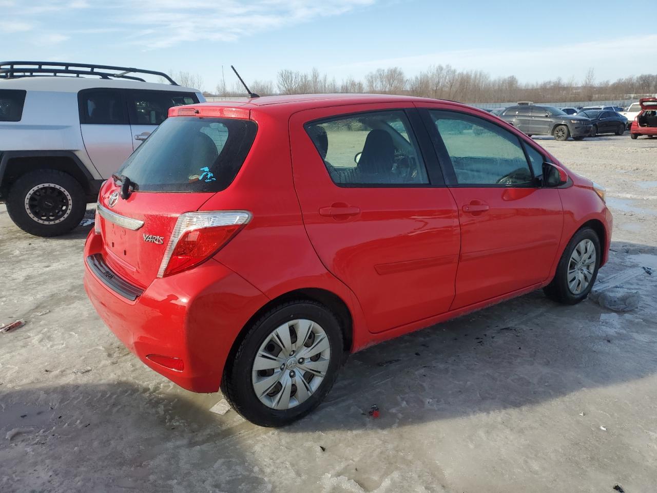 2013 Toyota Yaris - Image 3