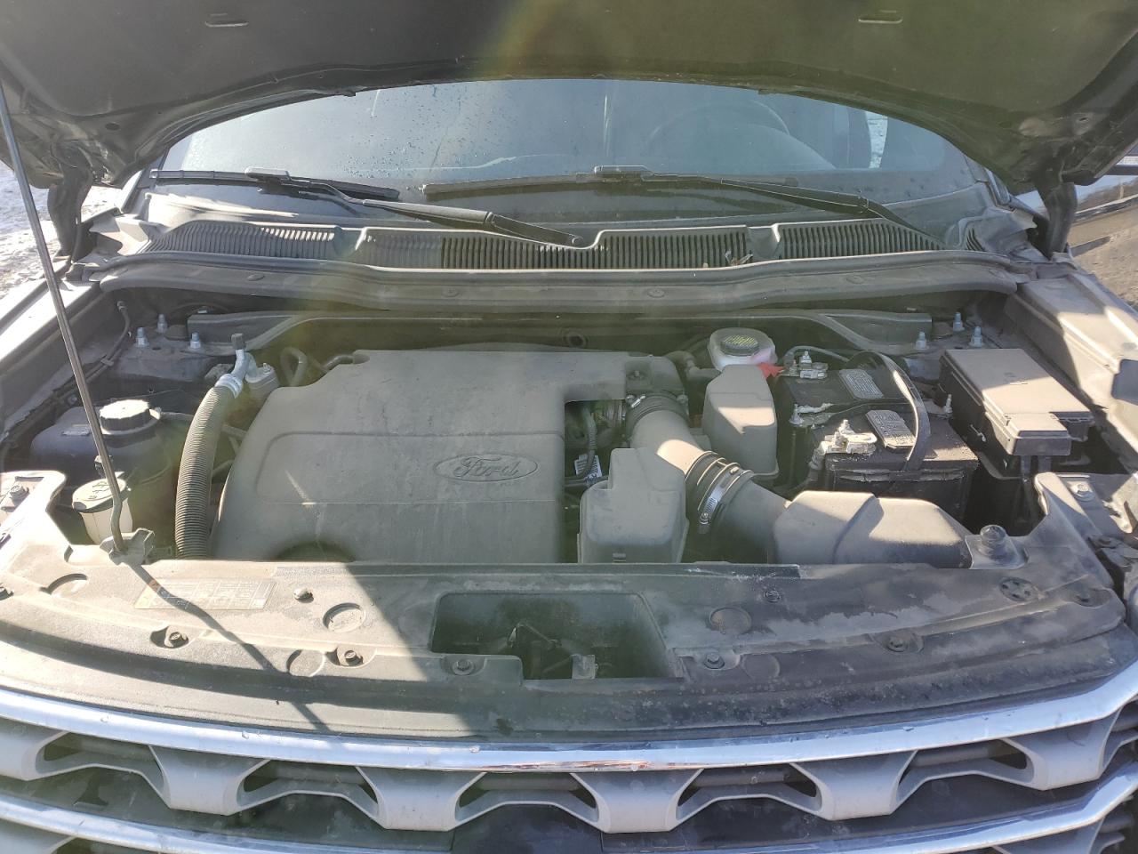 2016 Ford Explorer - Image 12