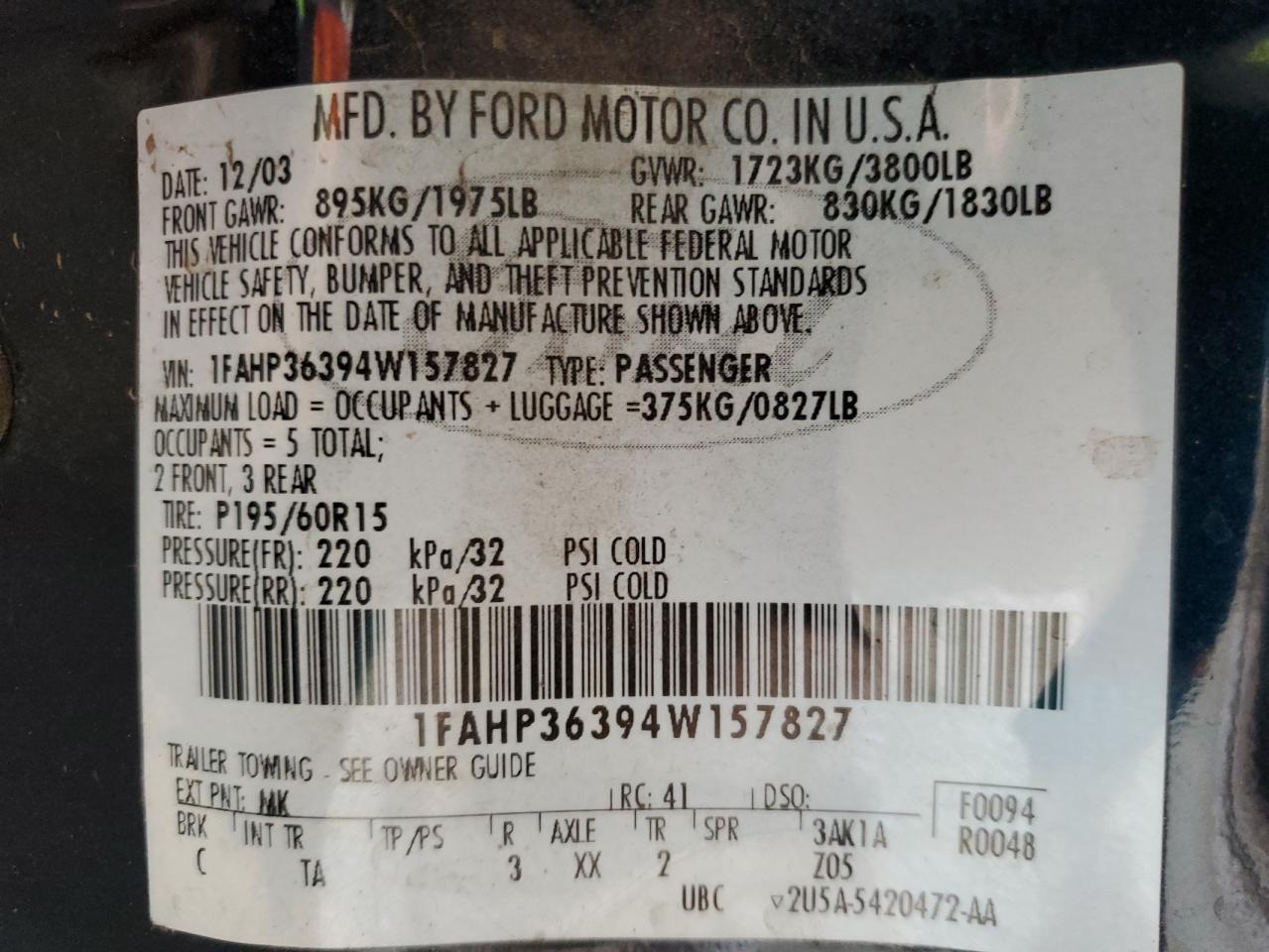2004 Ford Focus - Image 12