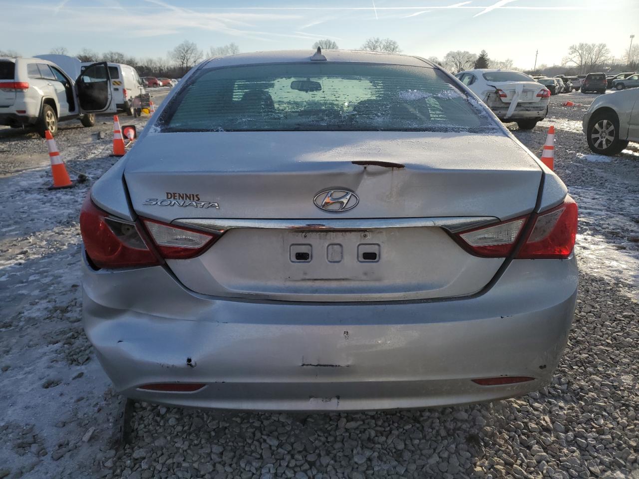 2012 Hyundai Sonata - Image 6