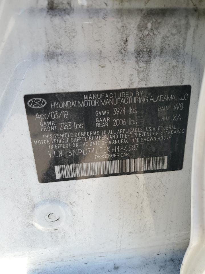 2019 Hyundai Elantra - Image 12