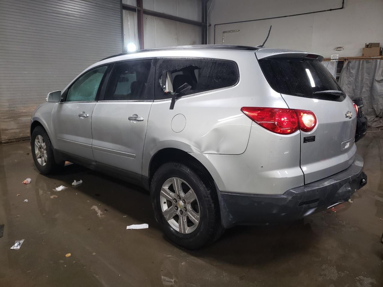2012 Chevrolet Traverse - Image 2