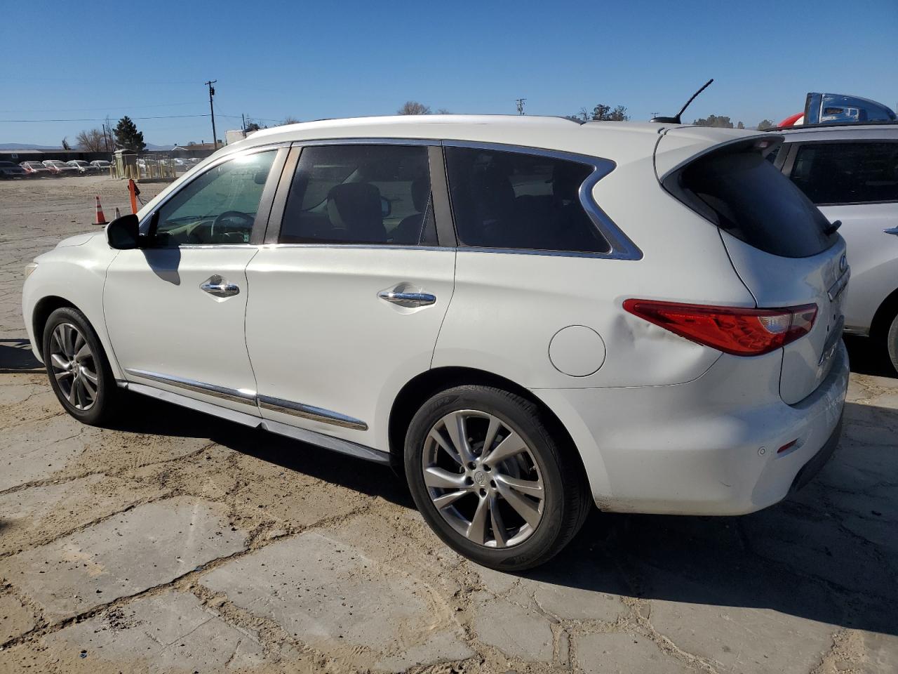 VIN 5N1AL0MM3DC326772 2013 INFINITI JX35 no.2