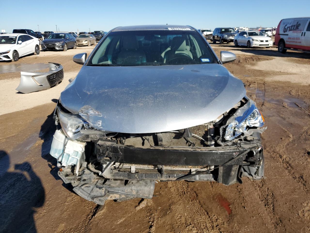2016 Toyota Camry - Image 5