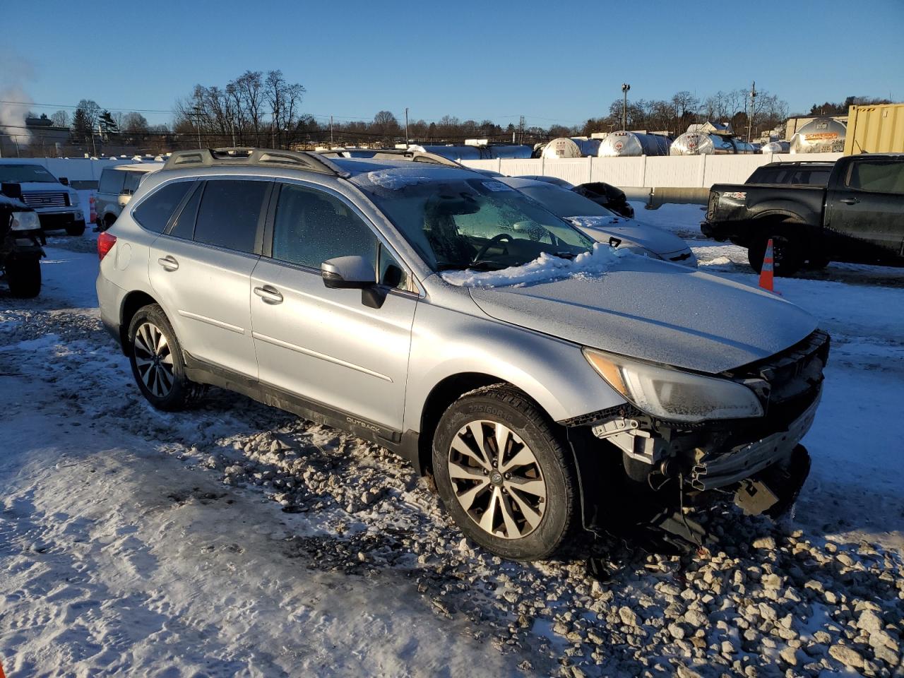 2015 Subaru Outback - Image 4
