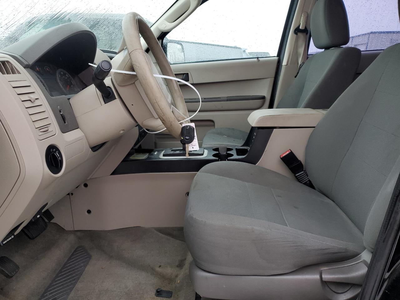 2010 Ford Escape - Image 7