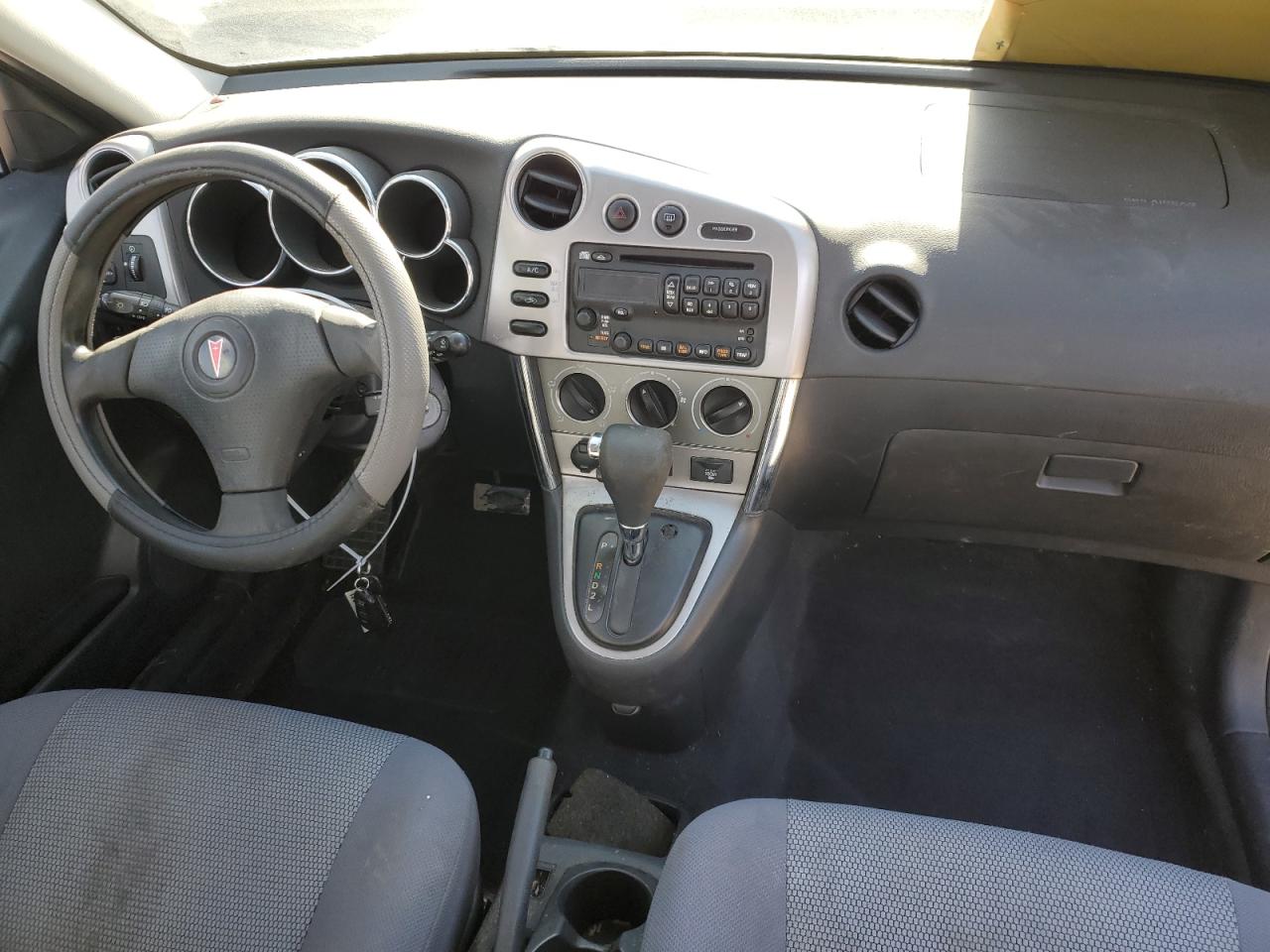 2006 Pontiac Vibe - Image 8