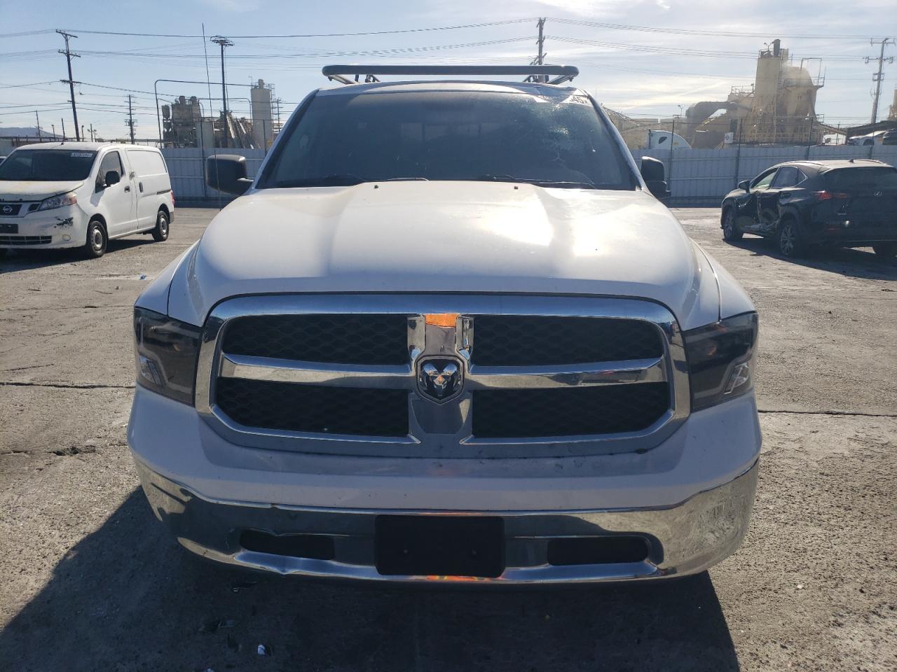 2016 RAM 1500 - Image 5