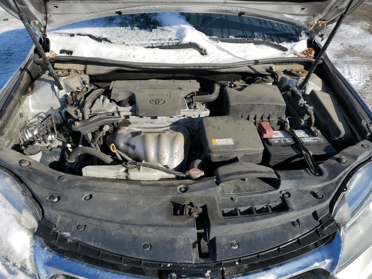 2016 Toyota Camry - Image 11