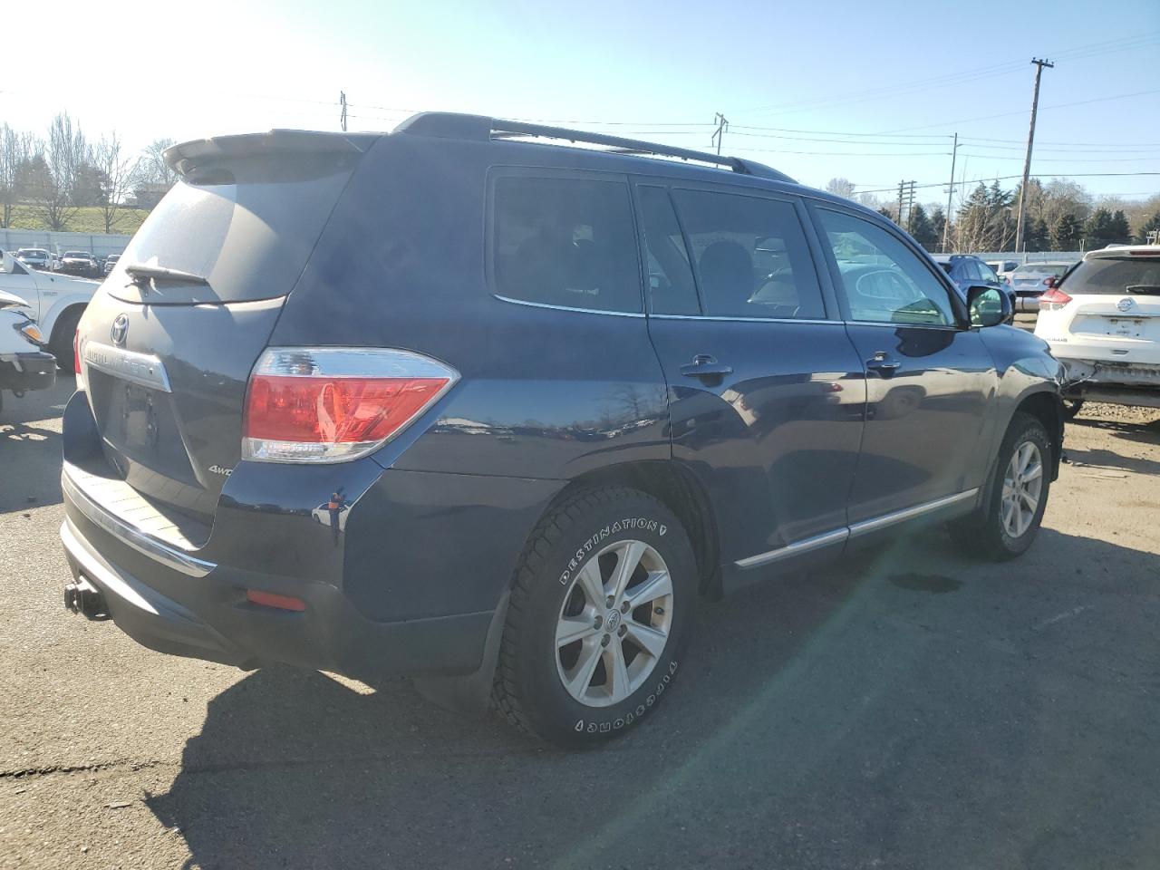 2013 Toyota Highlander - Image 3