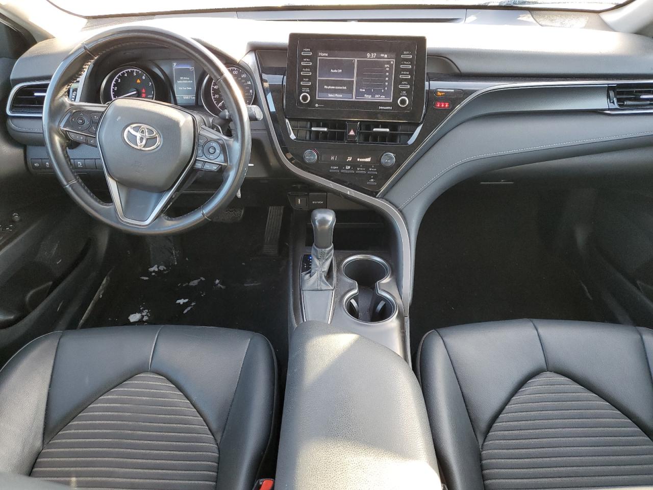 2021 Toyota Camry - Image 8