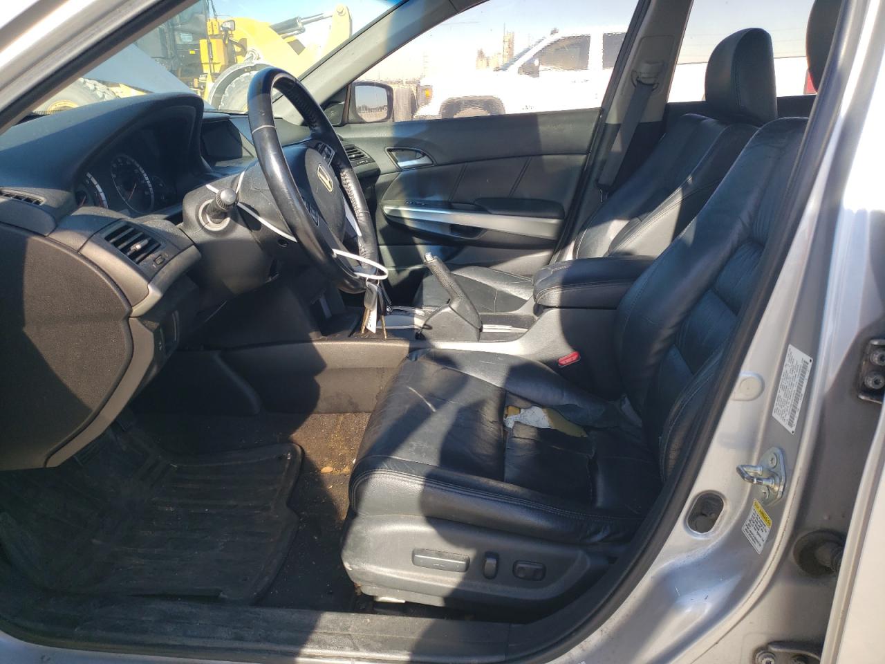 2009 Honda Accord - Image 7