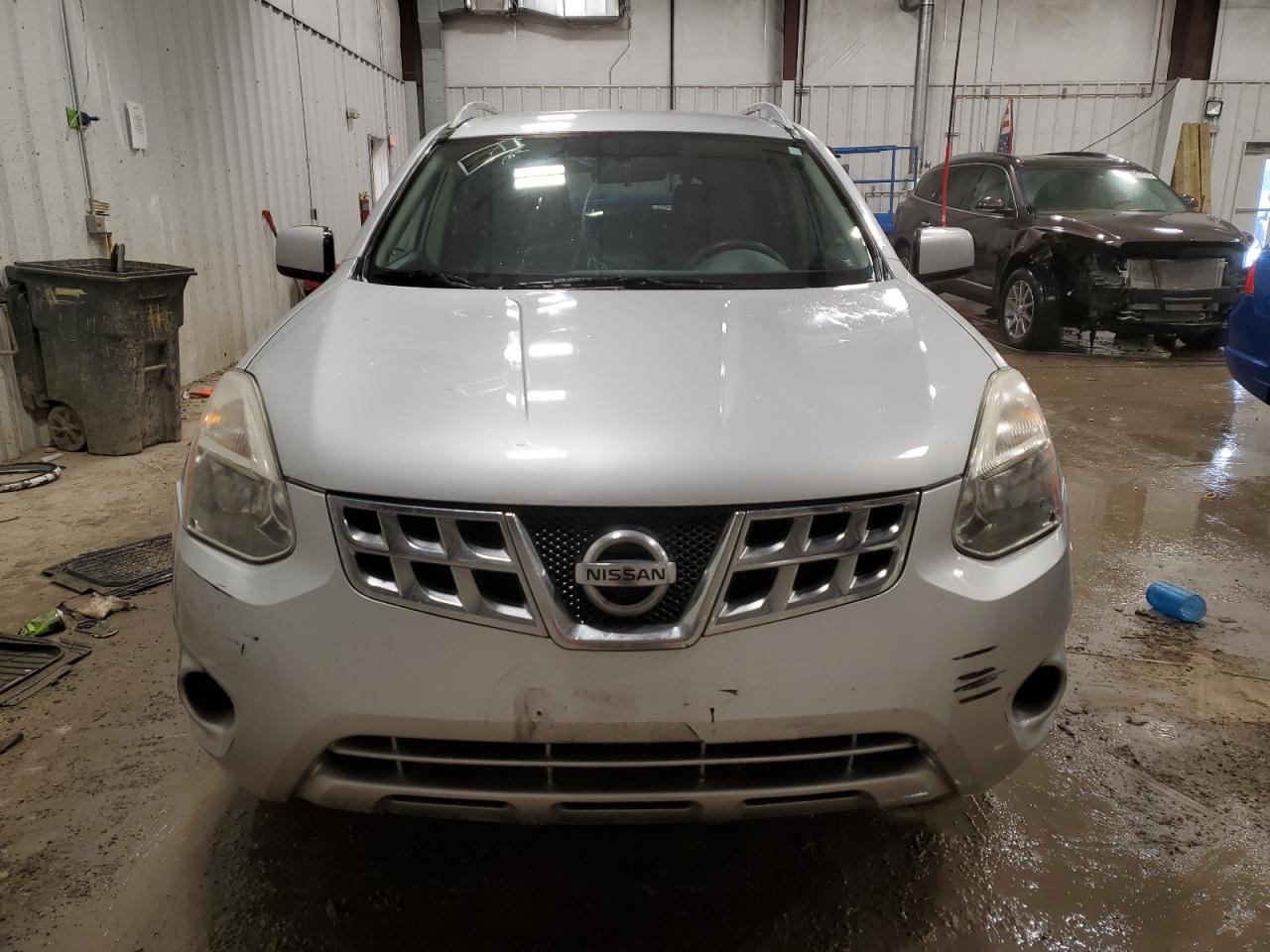 2012 Nissan Rogue - Image 5