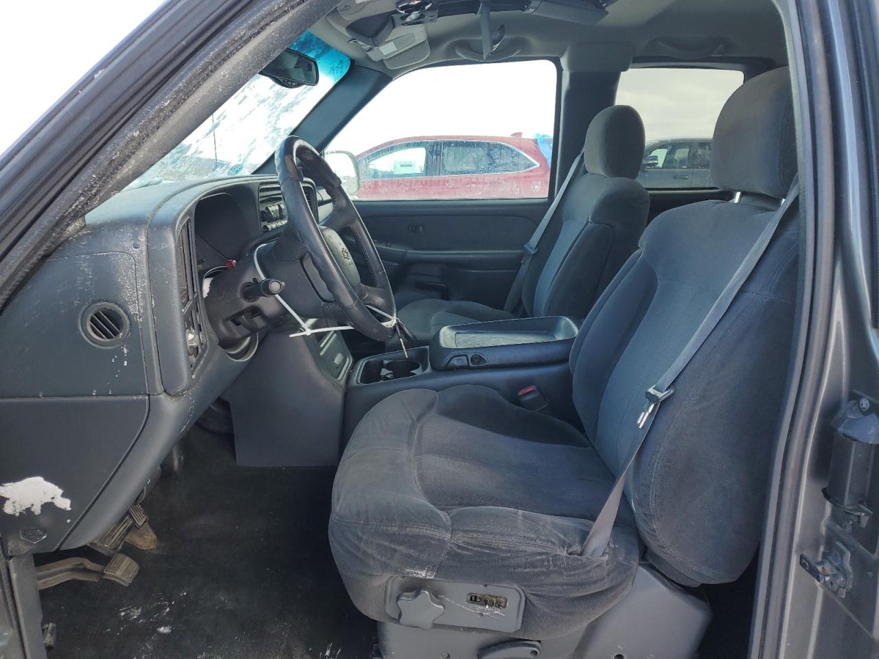 2000 Chevrolet Silverado - Image 7