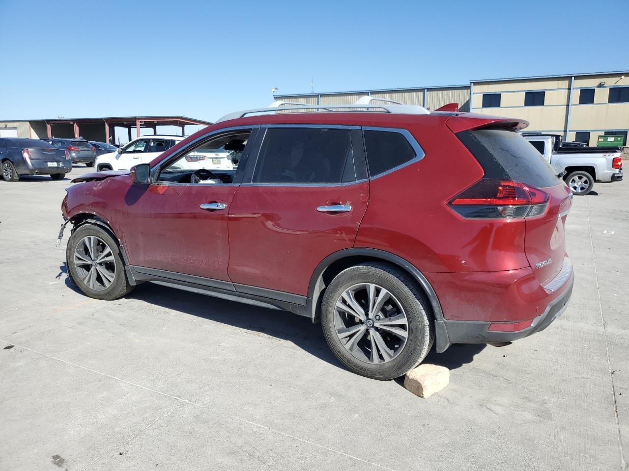 2020 Nissan Rogue - Image 2