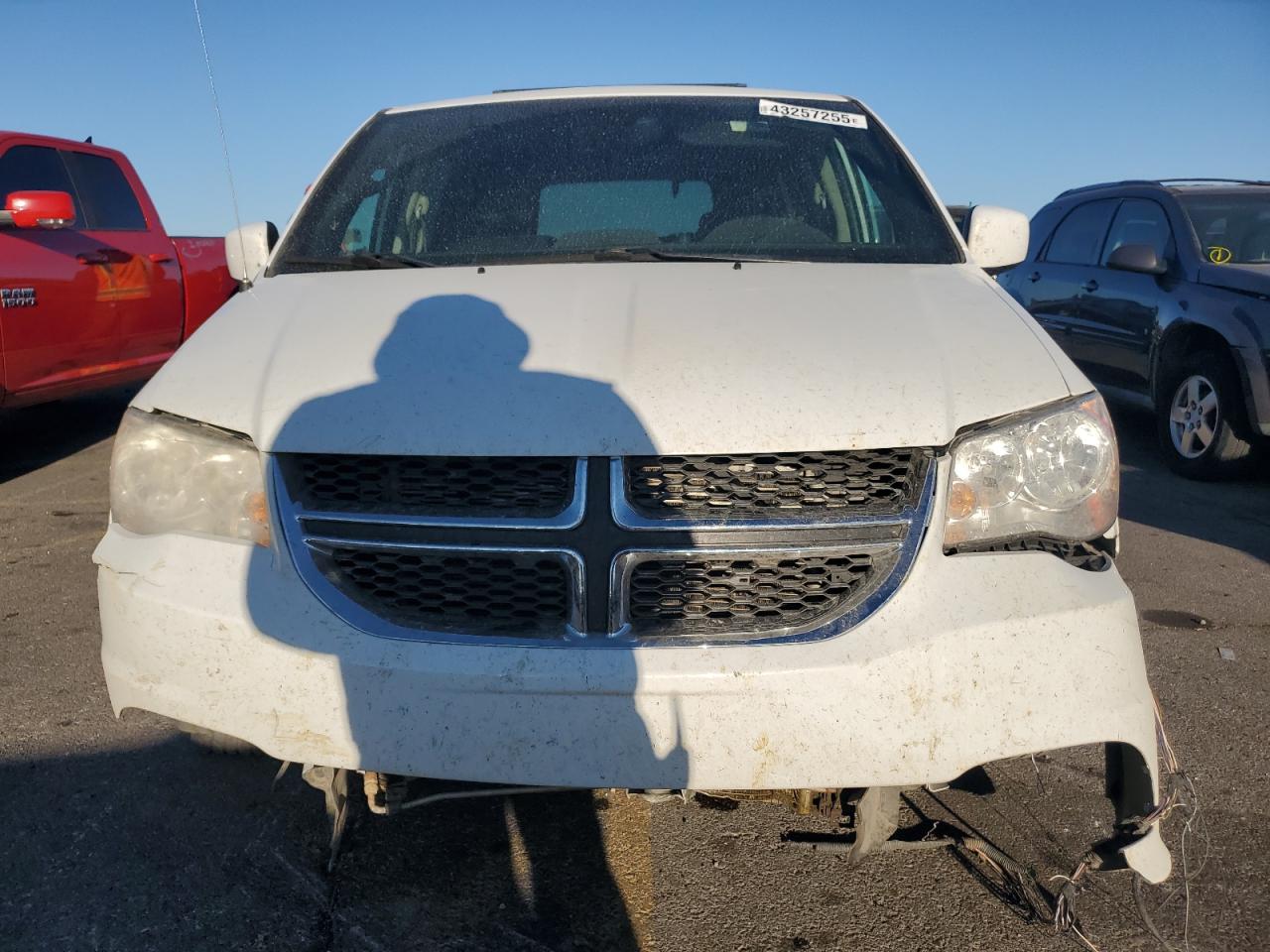 2018 Dodge Caravan - Image 5