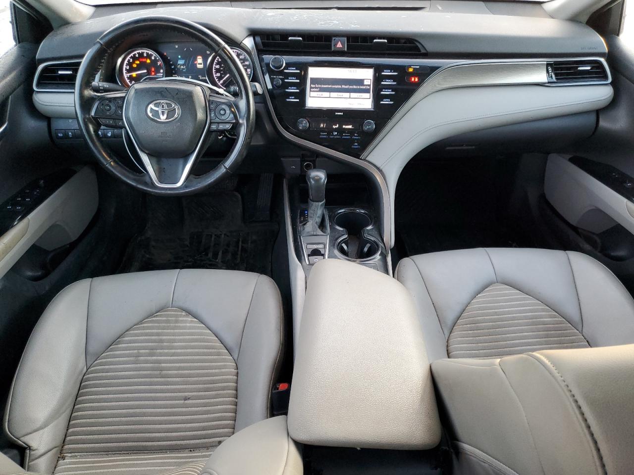 2020 Toyota Camry - Image 8