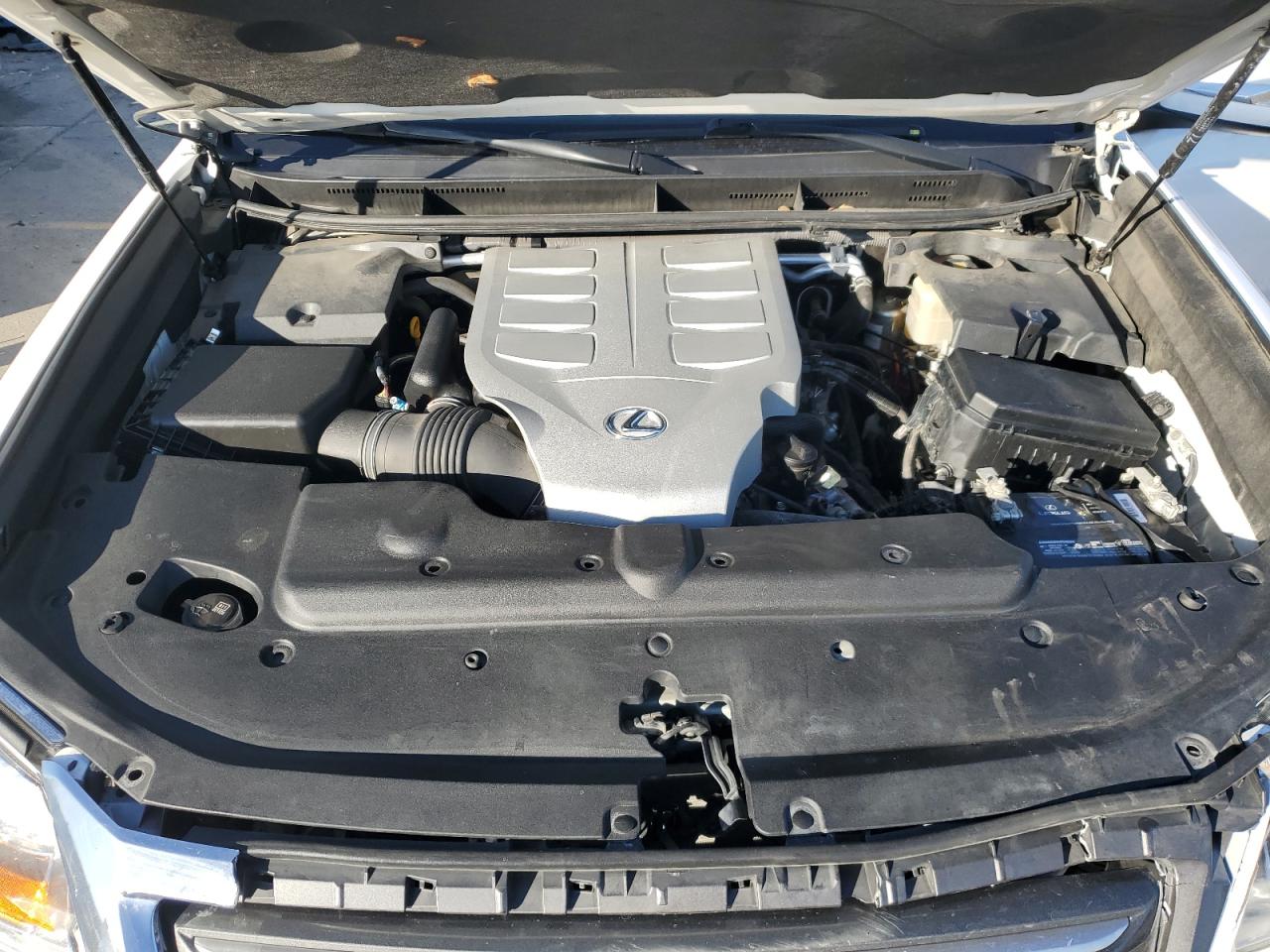 2018 Lexus GX - Image 12