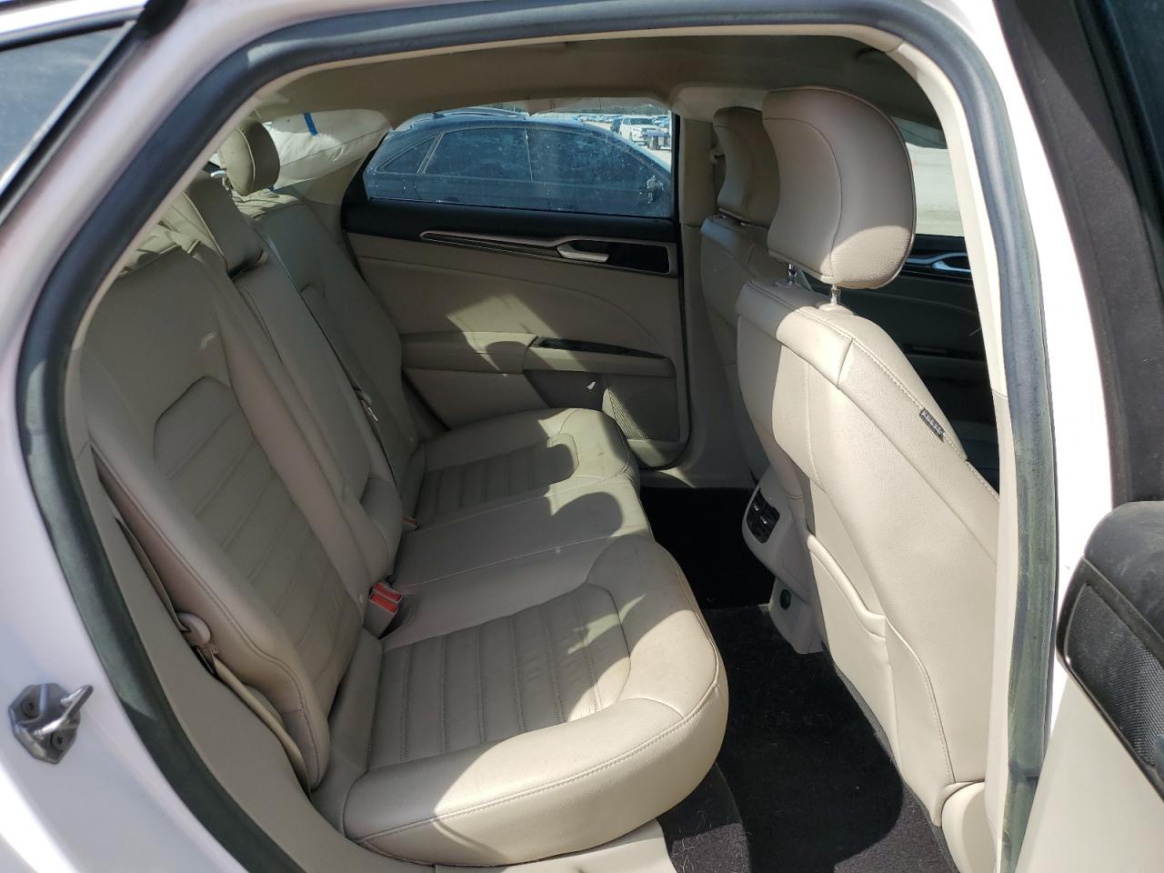 2017 Ford Fusion - Image 10