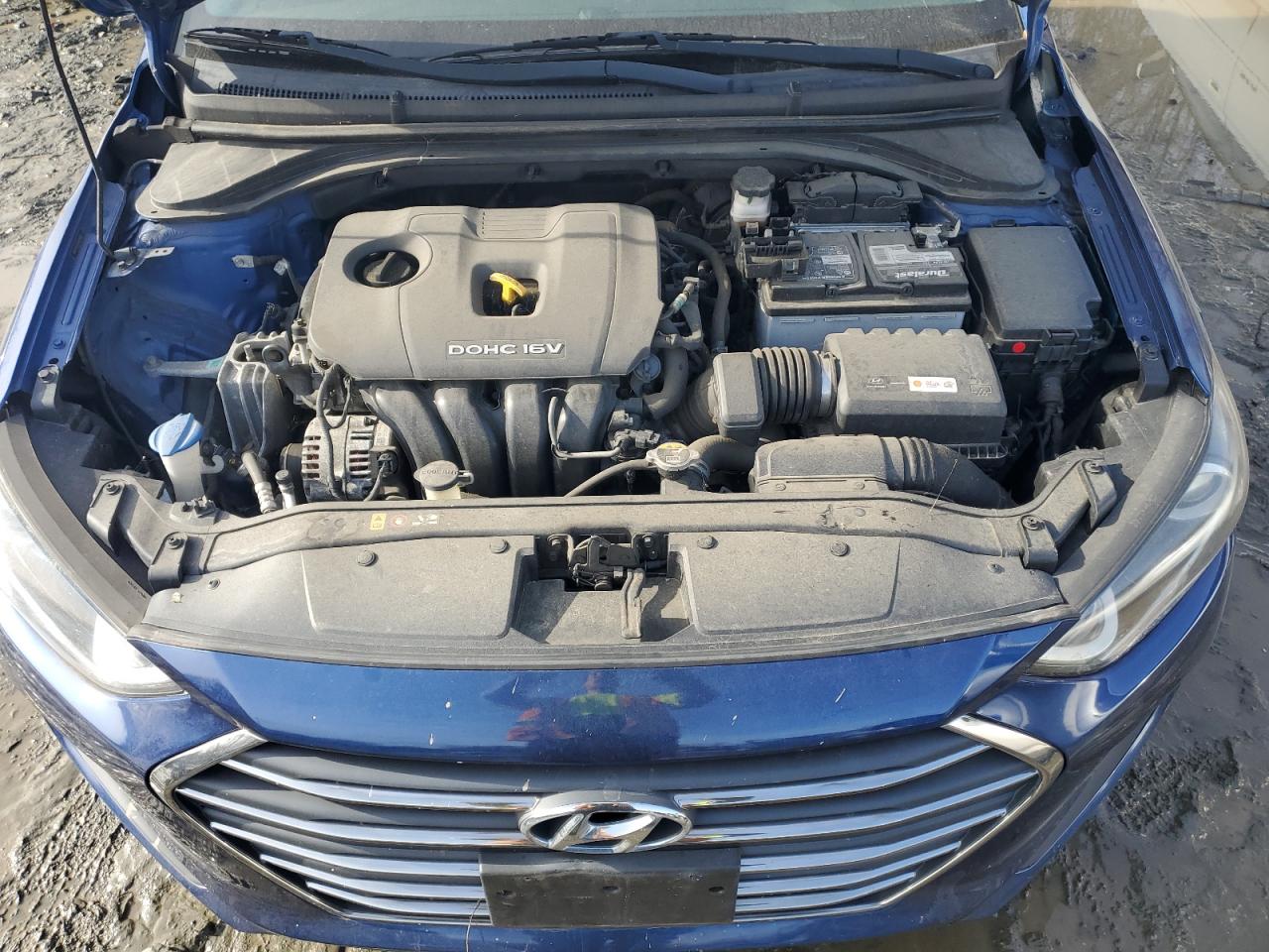 2018 Hyundai Elantra - Image 11