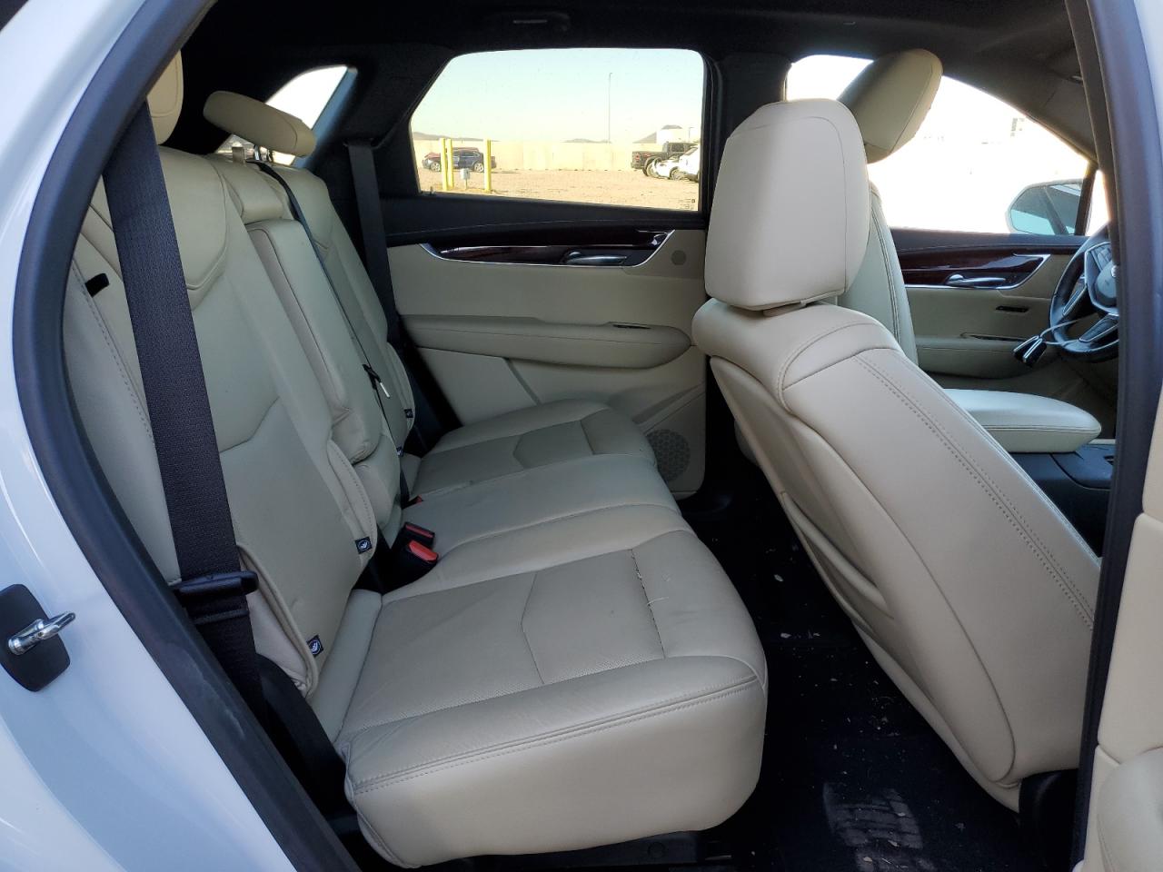 2019 Cadillac XT5 - Image 10