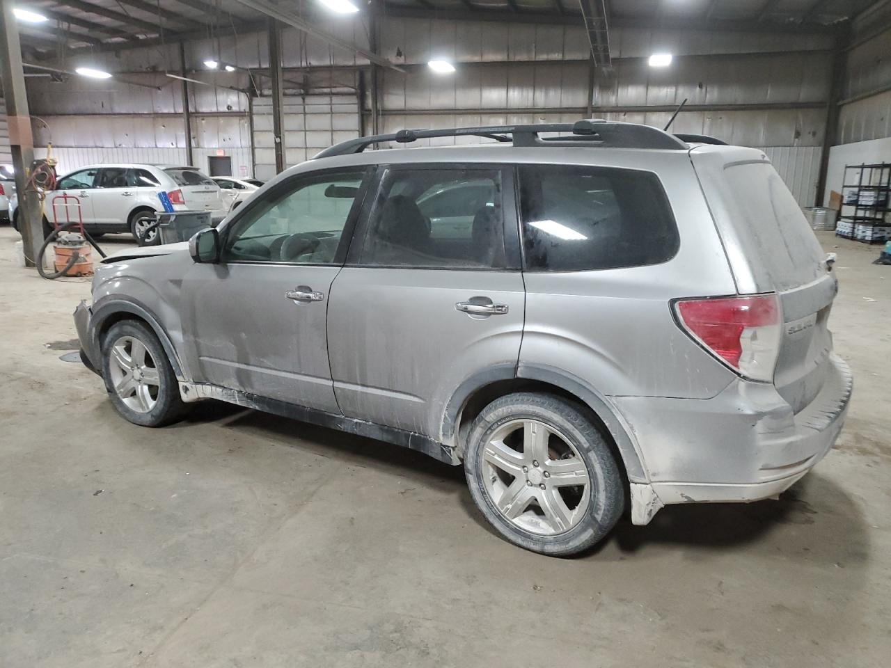 2009 Subaru Forester - Image 2