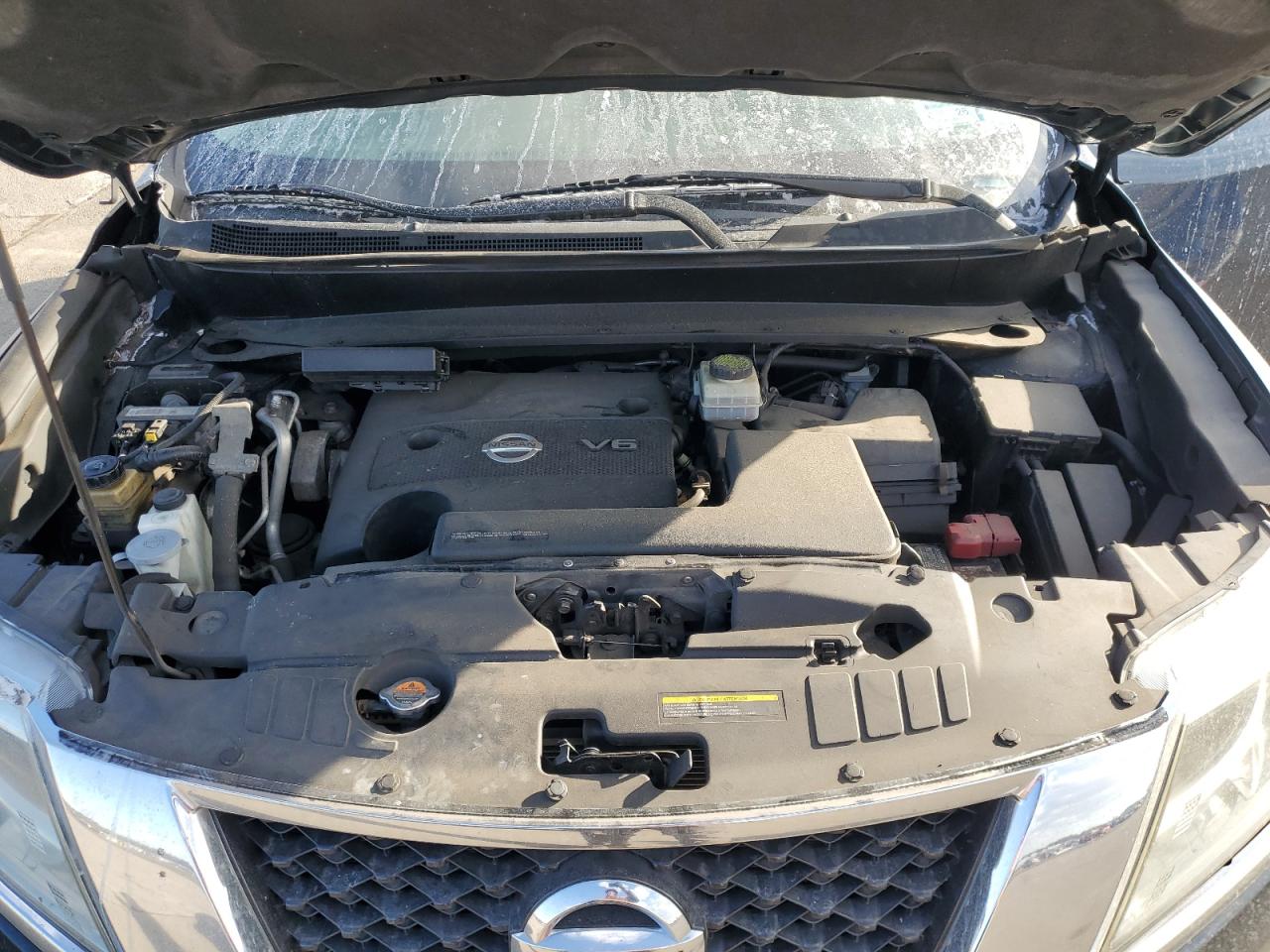 2014 Nissan Pathfinder - Image 12