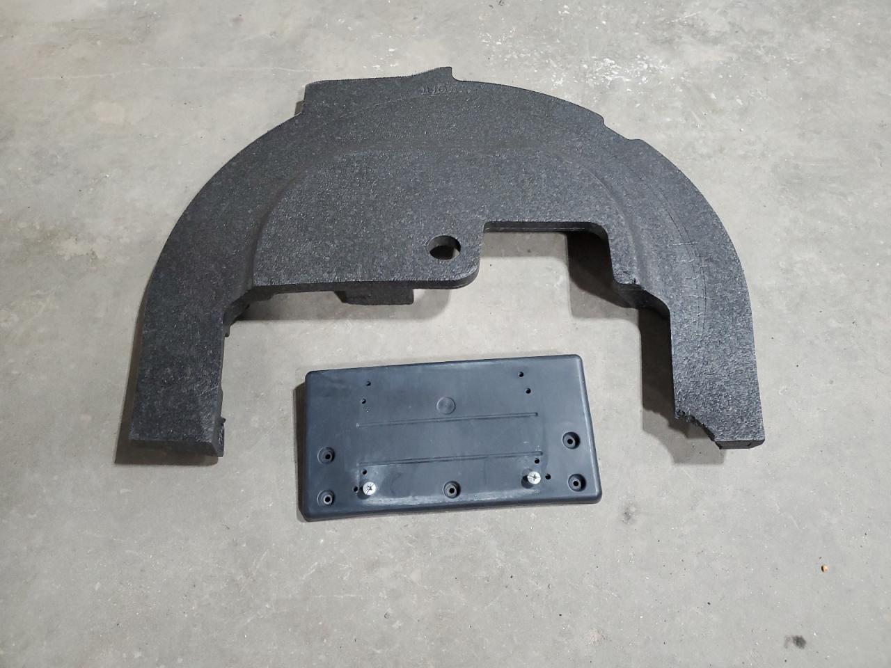 2017 Jaguar F-Pace R - Sport VIN: SADCL2BV2HA069355 Lot: 42989385