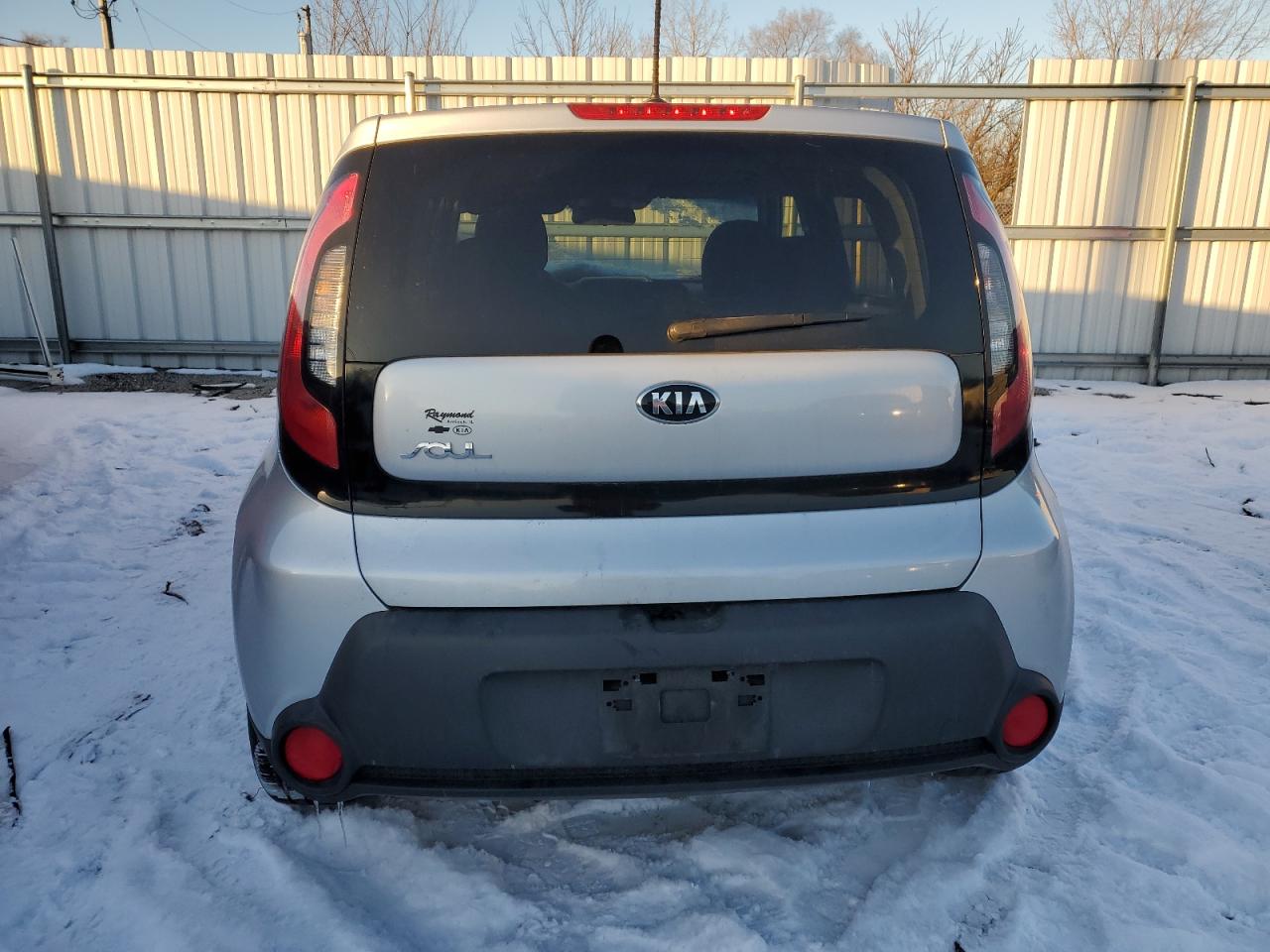 VIN KNDJN2A28F7809828 2015 KIA SOUL no.6