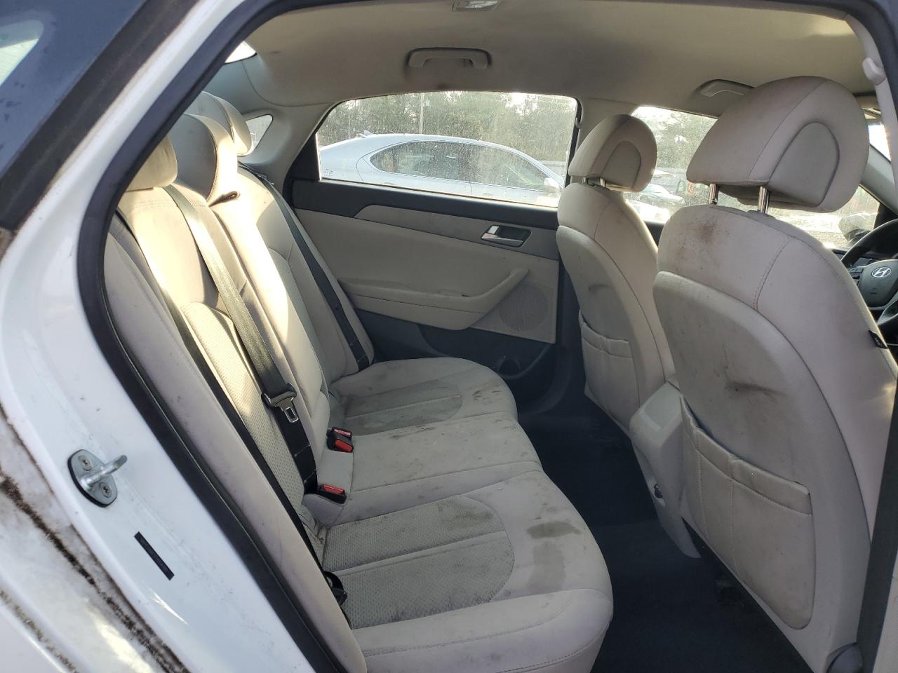 2015 Hyundai Sonata - Image 10