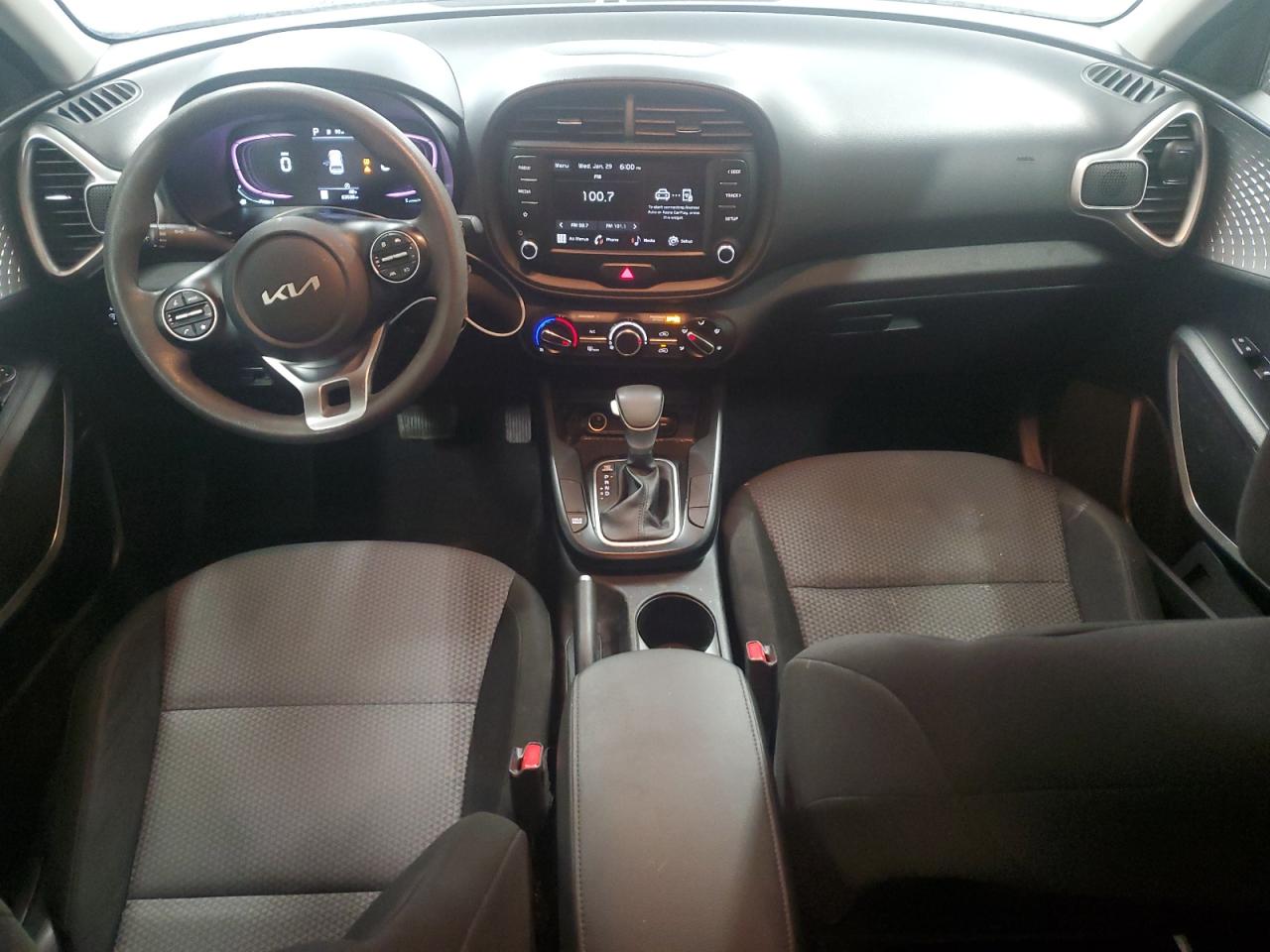 2023 Kia Soul - Image 8