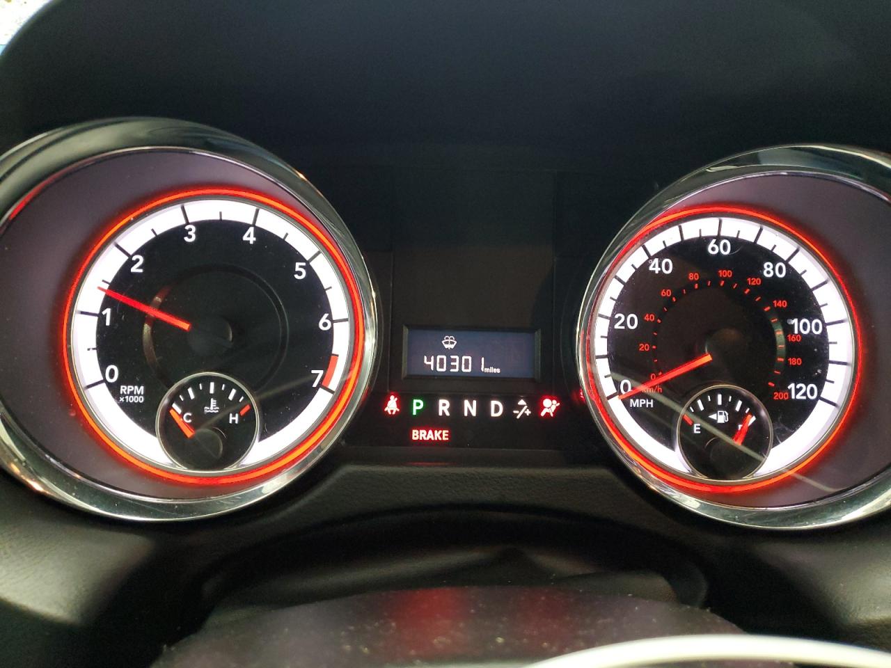 2019 Dodge Caravan - Image 9