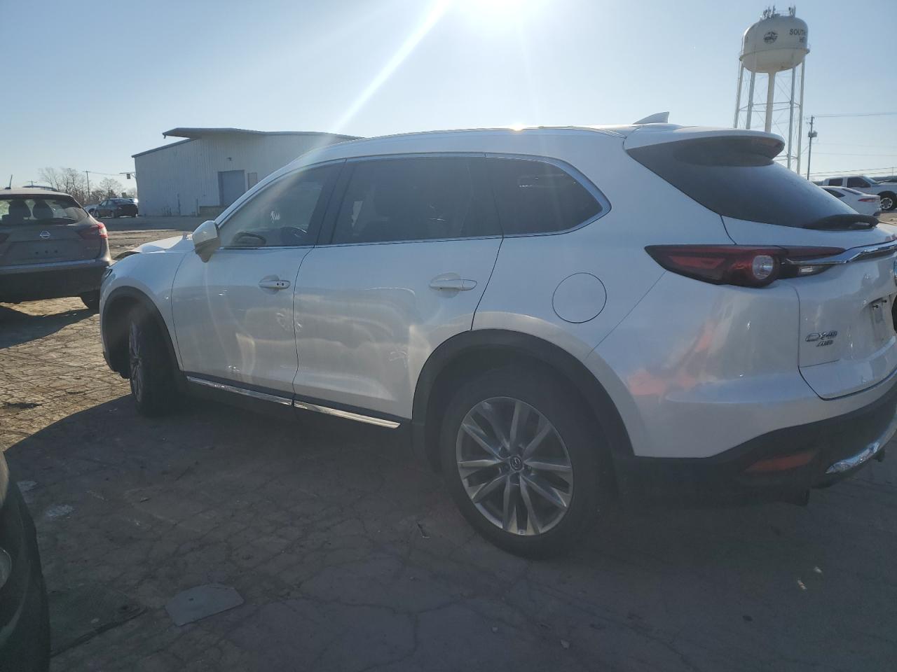 2016 Mazda CX-9 - Image 2