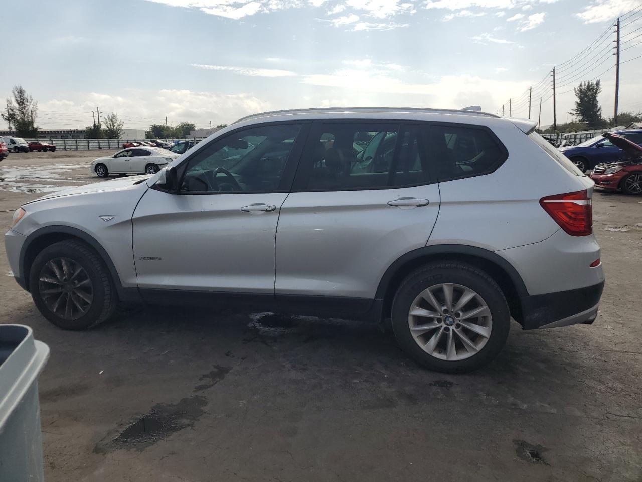 2014 BMW X3 - Image 2