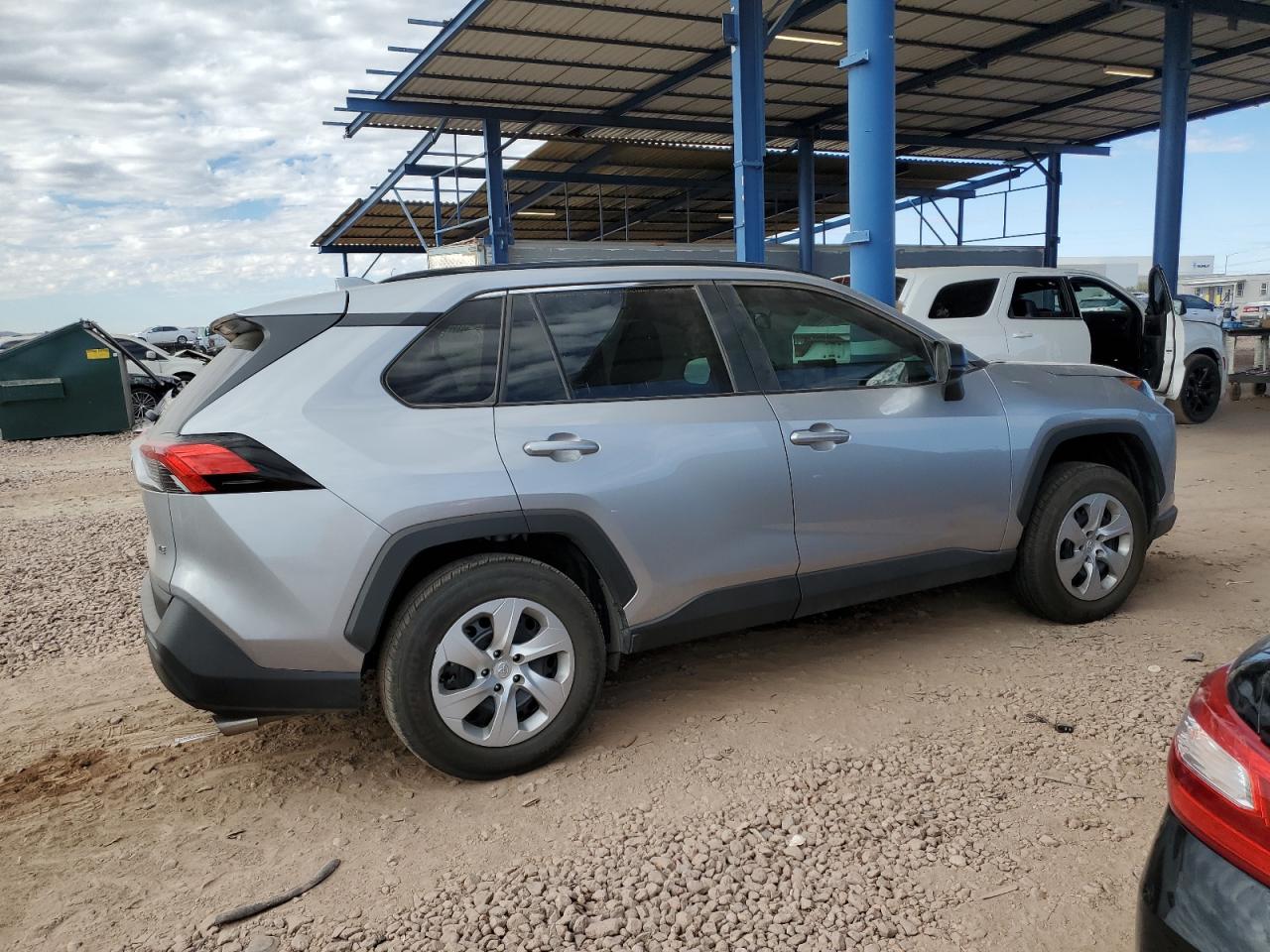 2021 Toyota RAV 4 - Image 3