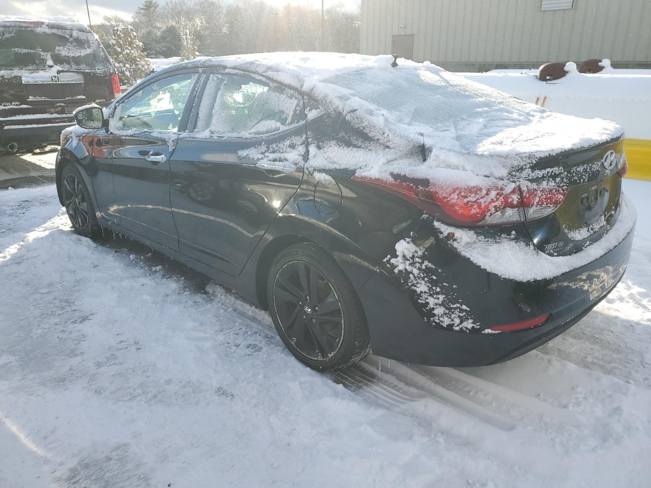 2014 Hyundai Elantra - Image 2