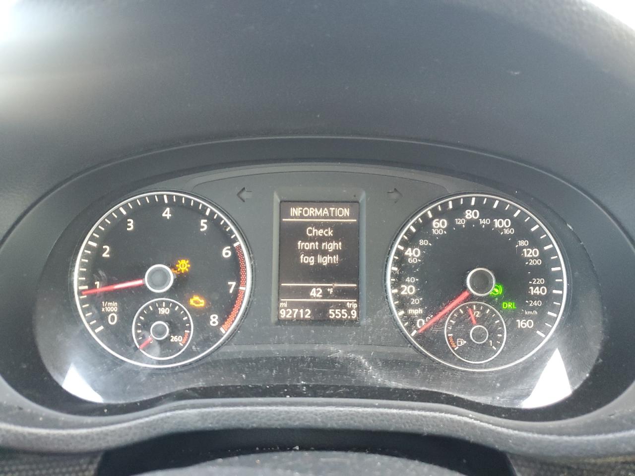 2014 Volkswagen Passat - Image 9