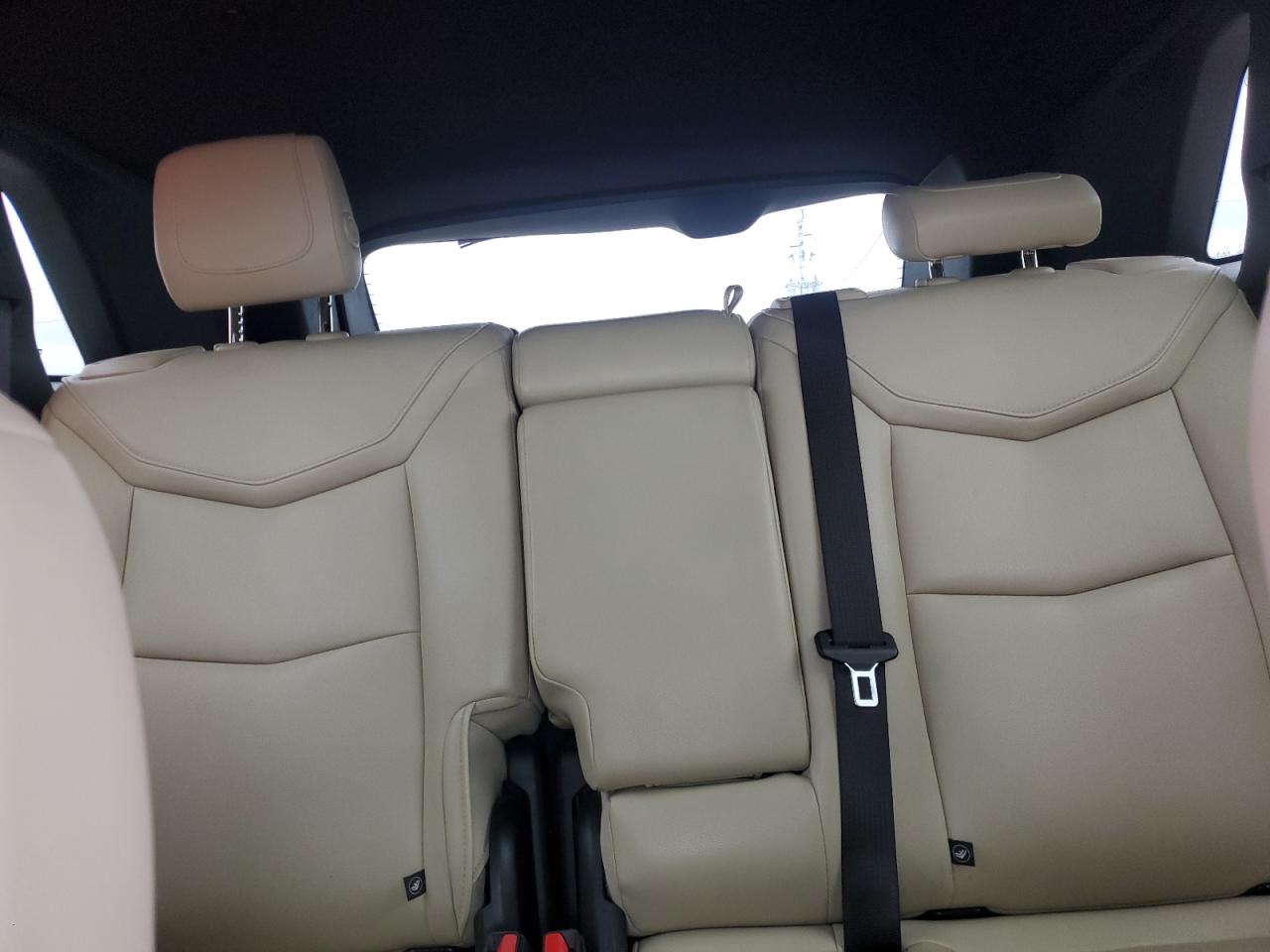 2019 Cadillac XT5 - Image 10
