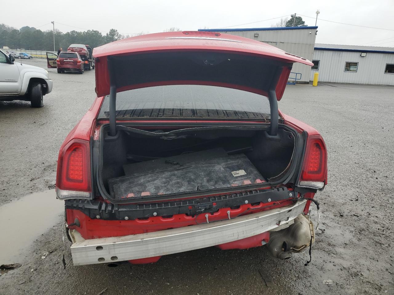 2017 Chrysler 300 - Image 6
