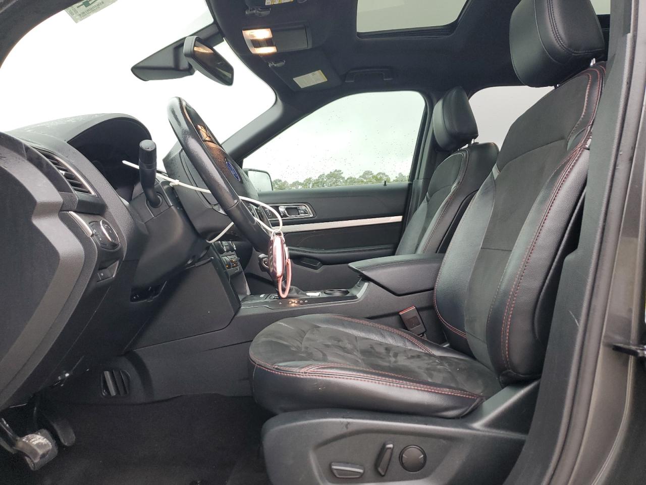 2019 Ford Explorer - Image 7