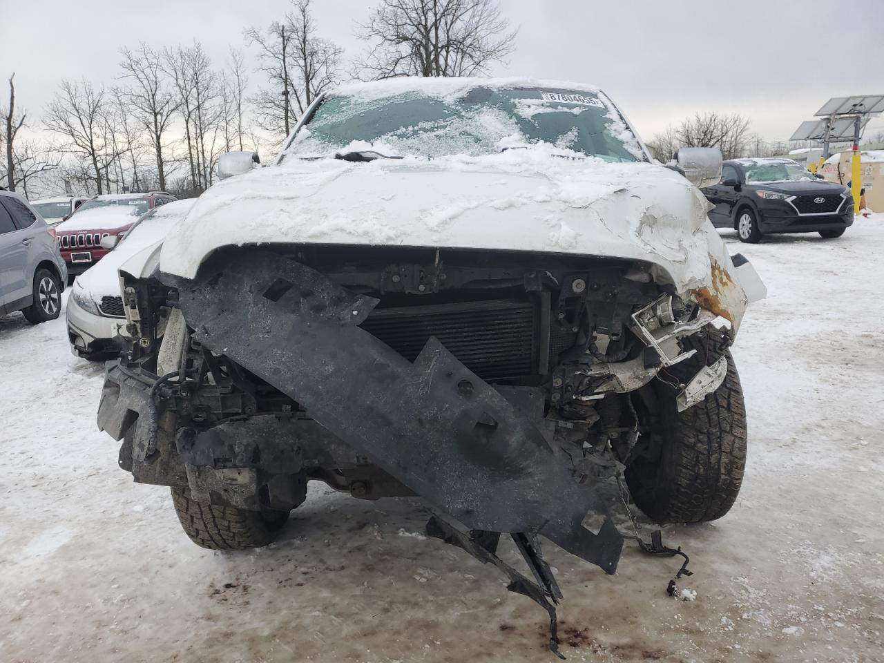 2015 RAM 1500 - Image 5