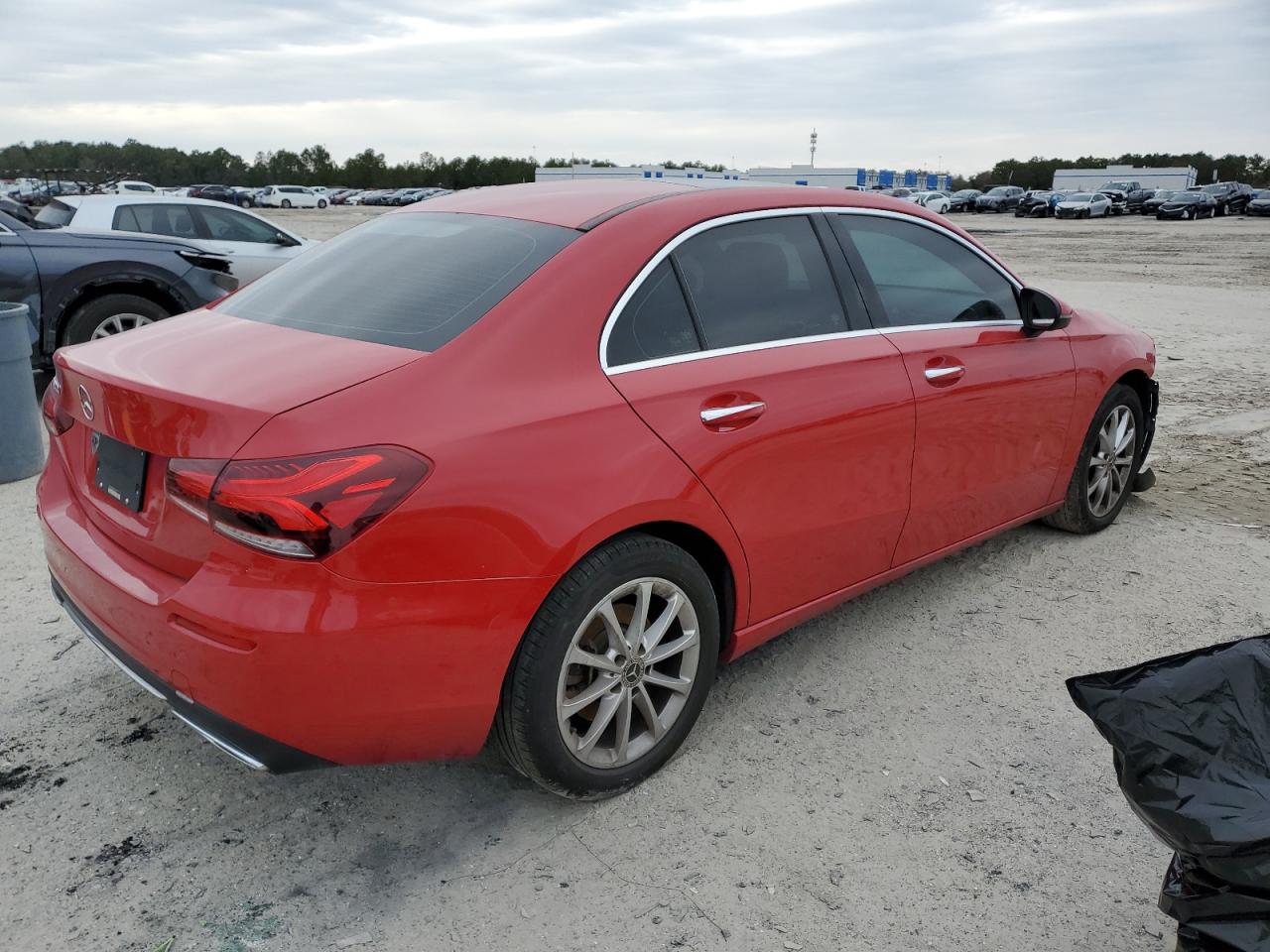 2020 Mercedes-Benz A-klasse - Image 3