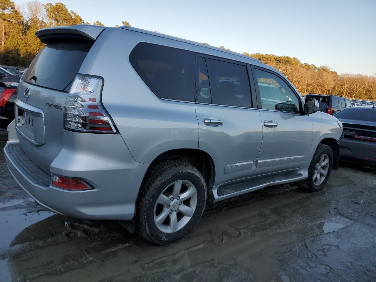 2017 Lexus GX - Image 3