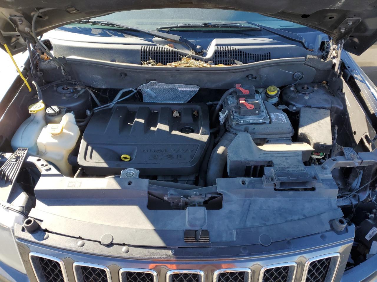 2015 Jeep Compass - Image 11